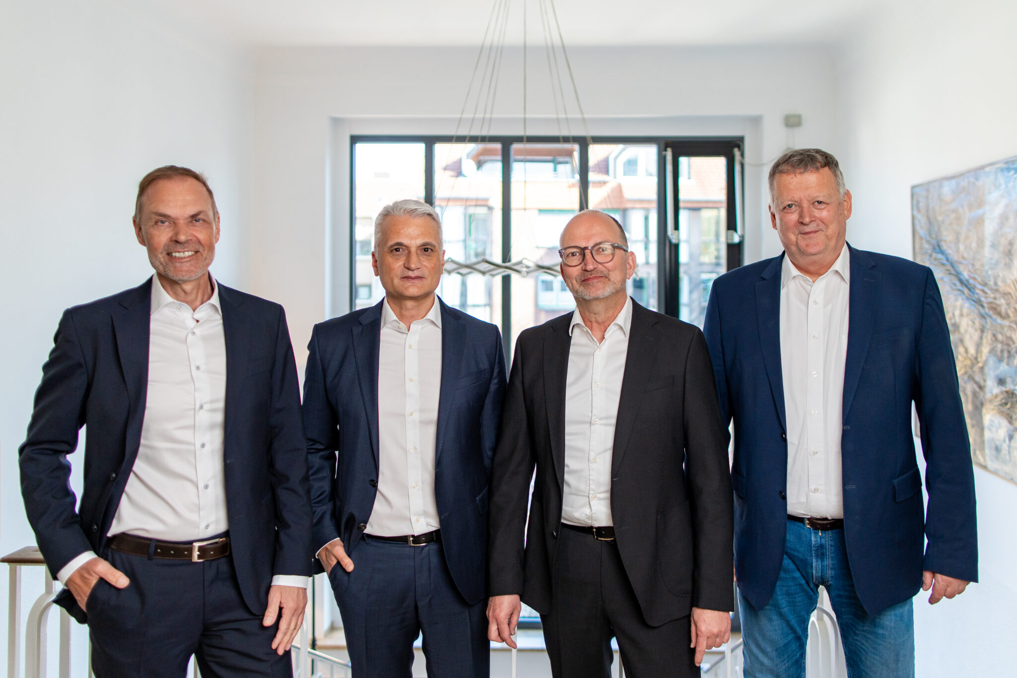 Gruppenfoto der Notare und Partner der Kanzlei Pinkvoss • Dahlmann & Partner in Gevelsberg für notarielle Beratung und Rechtsdienstleistungen.